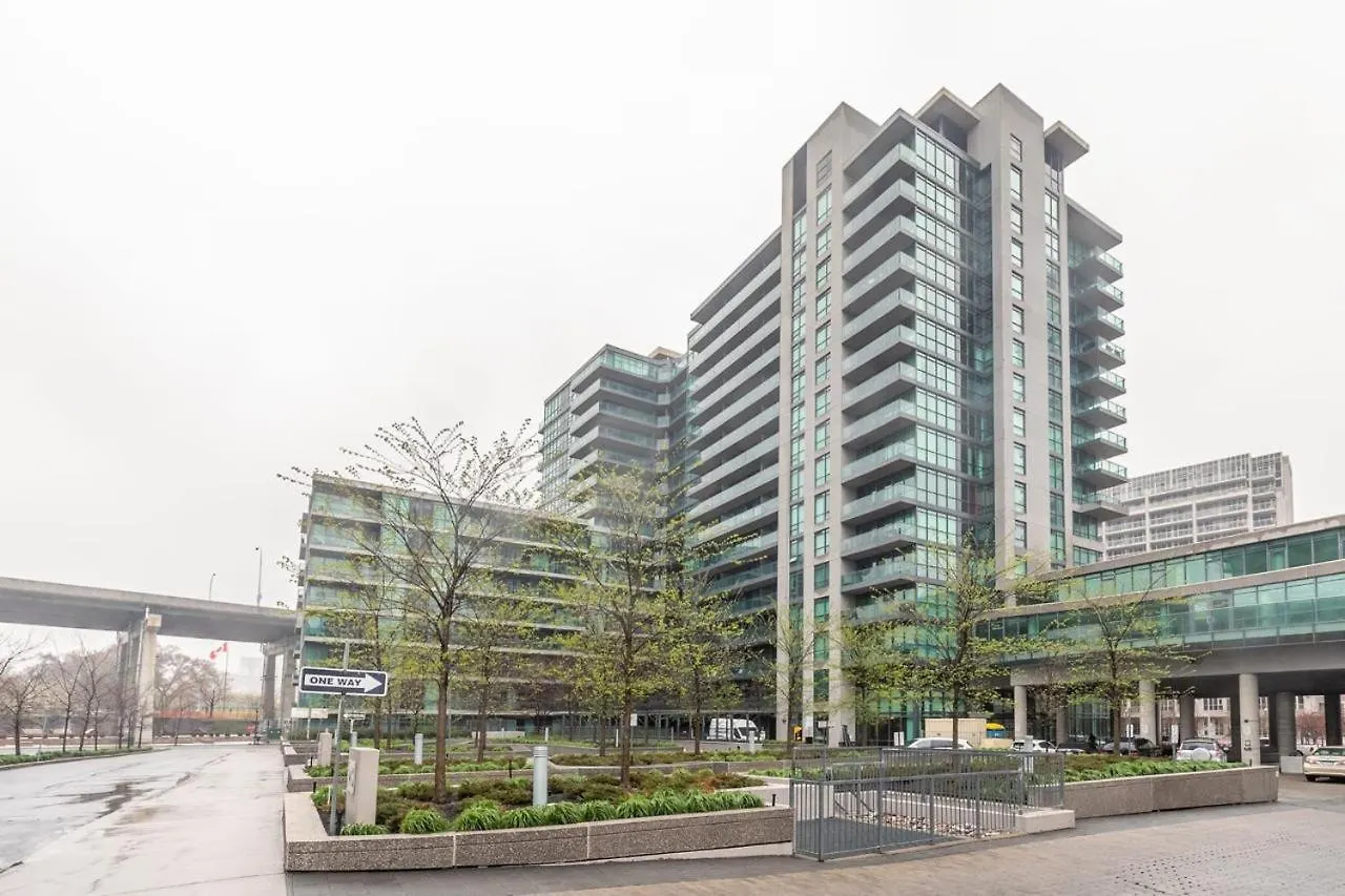 Stunning Lake View Top Floor Studio Apartment Toronto 0*,  Canada